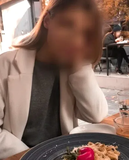 Charlotte, 37