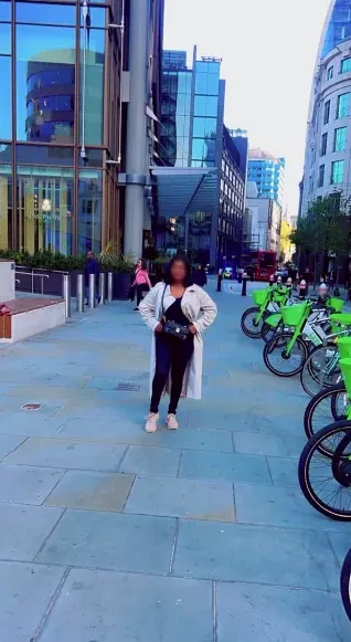 Daisy, 33