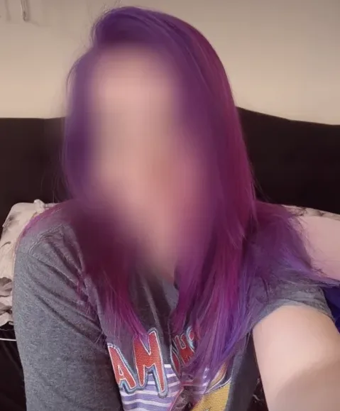 Lily, 32