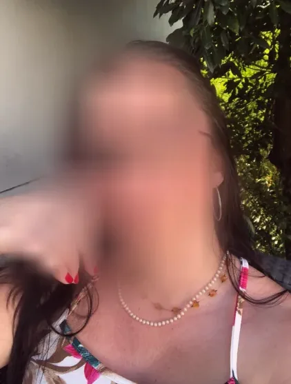 Rachel, 39