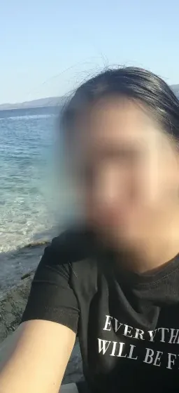 Rhona, 36