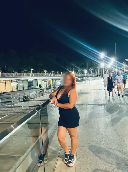 Simran, 40